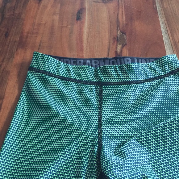 SELLING under armor!! Wore only a couple times! - Picture 2 of 2